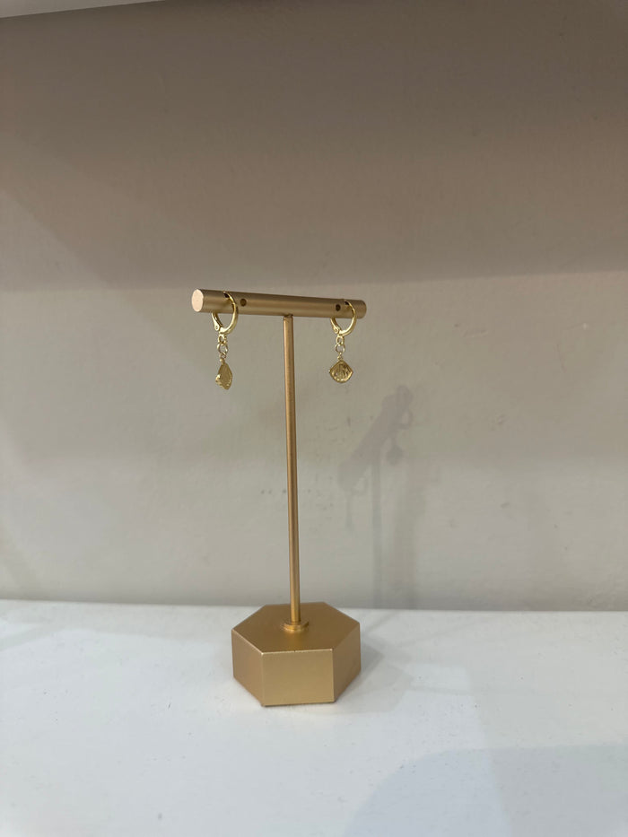 Shell Earring by Kimberly Aman