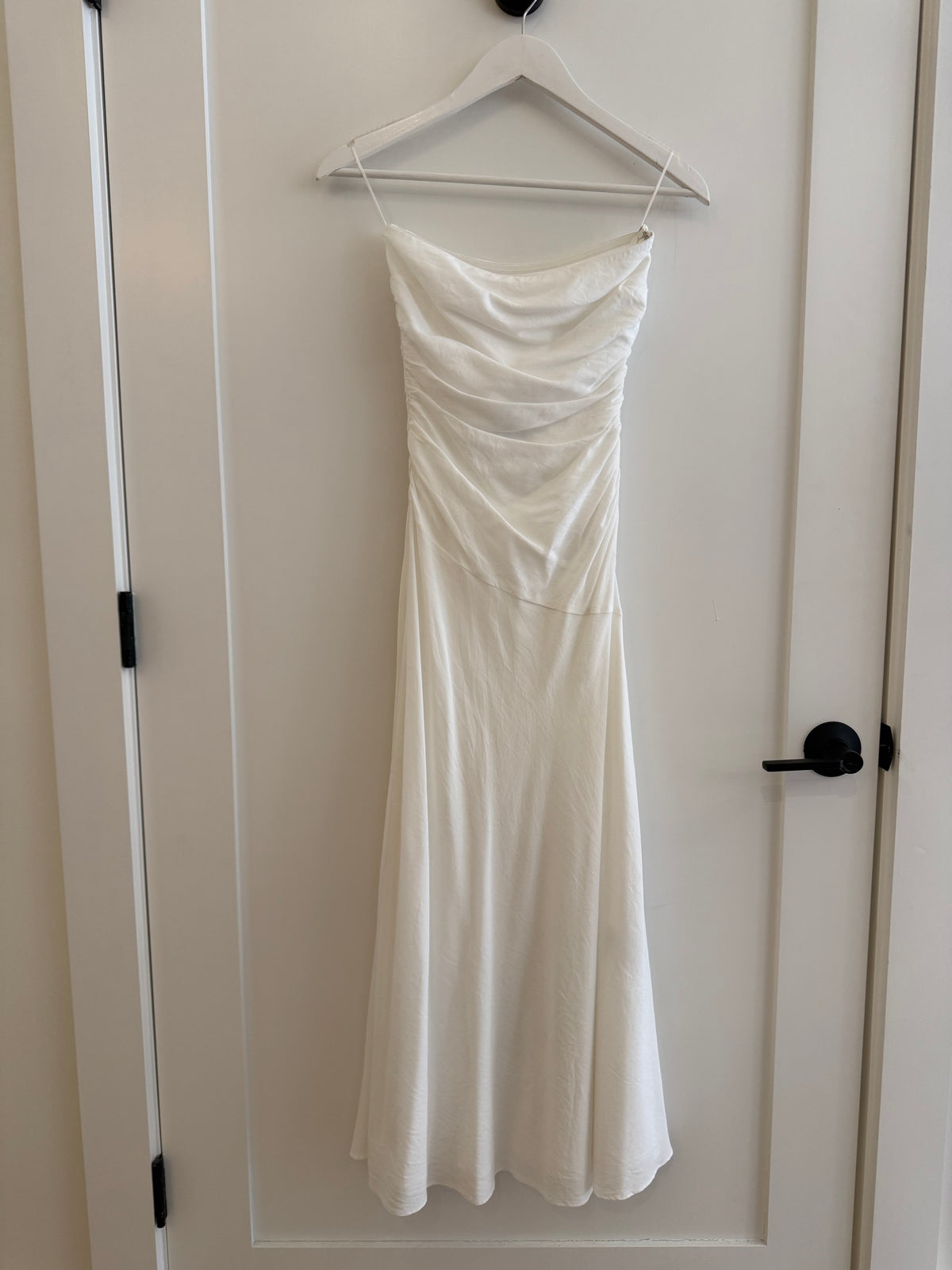Caricia White Strapless Midi Dress by NIA