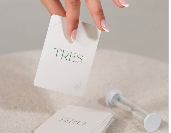 Tres Card Game
