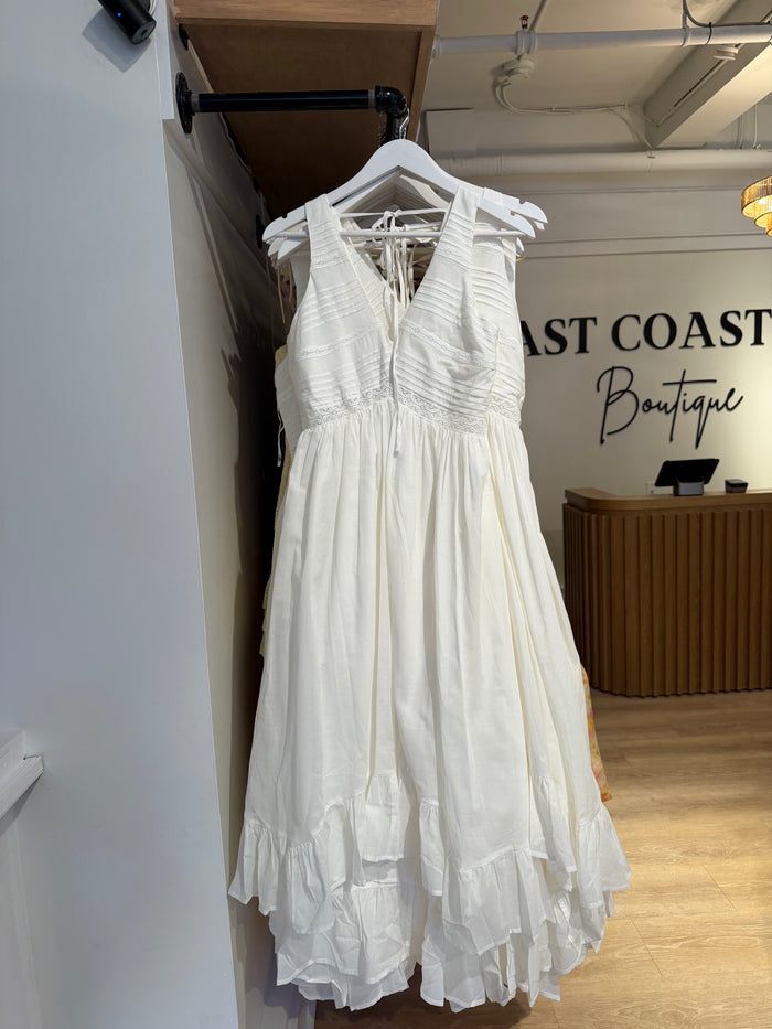 Miah White Lace Maxi Dress by Steve Madden