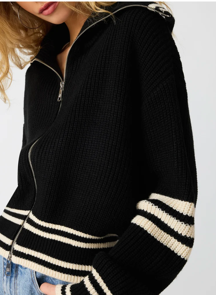 Dara Zipper Sweater By Steve Madden
